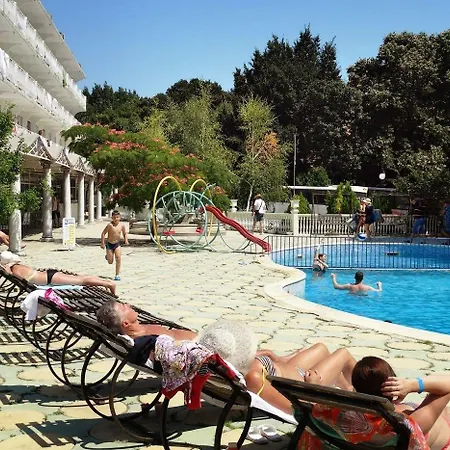 Dana Palace Ξενοδοχείο 3*
