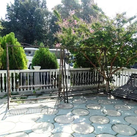 Dana Palace מלון 3*