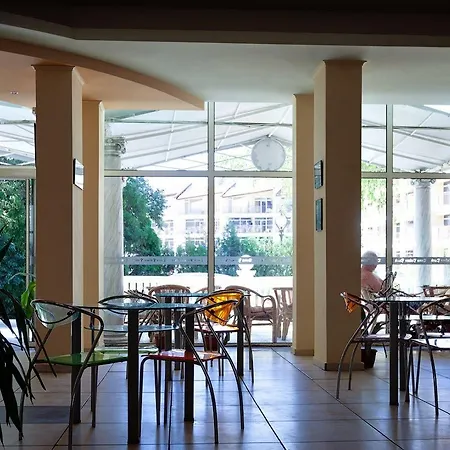 מלון Dana Palace גולדן סנדס