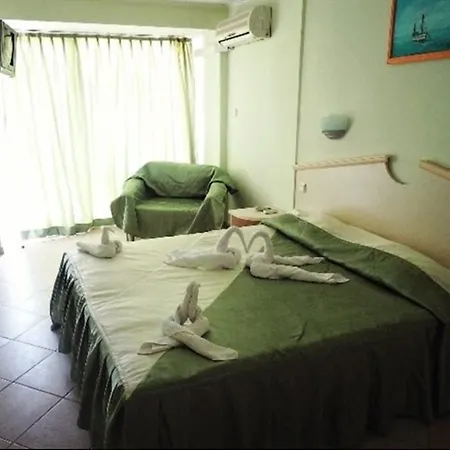 Dana Palace Hotel 3*