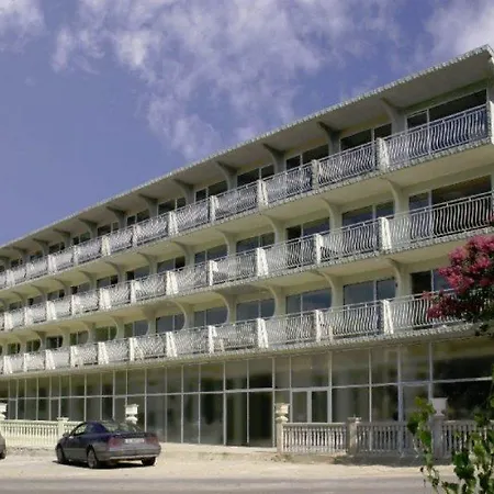 מלון Dana Palace 3*