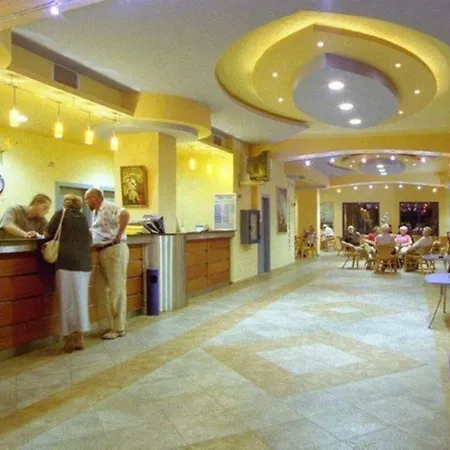 Dana Palace