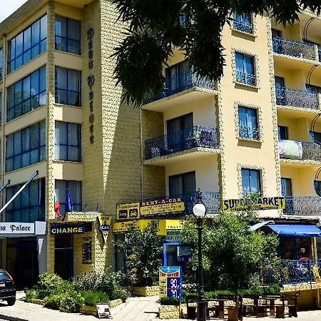 מלון Dana Palace 3*