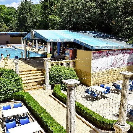 Dana Palace Ξενοδοχείο 3*