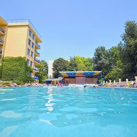 Ξενοδοχείο Dana Palace
