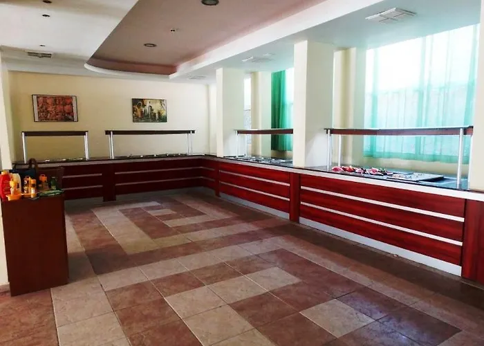 Hotel Dana Palace 3*