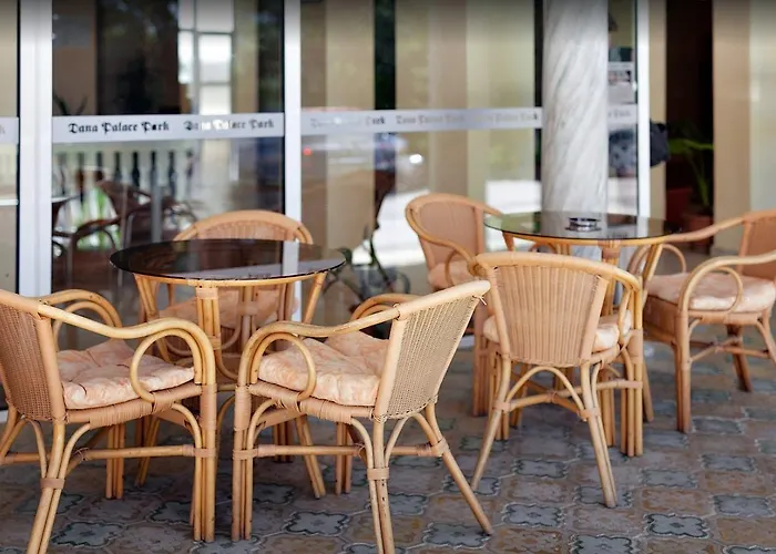 Dana Palace Готель Золоті Піски