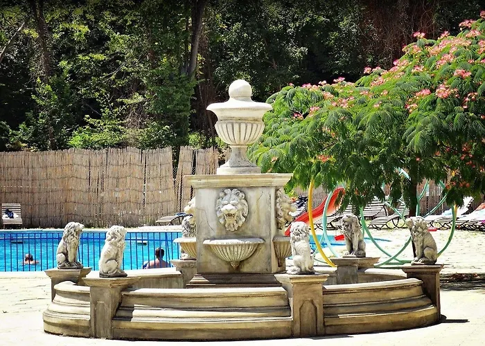 Готель Dana Palace