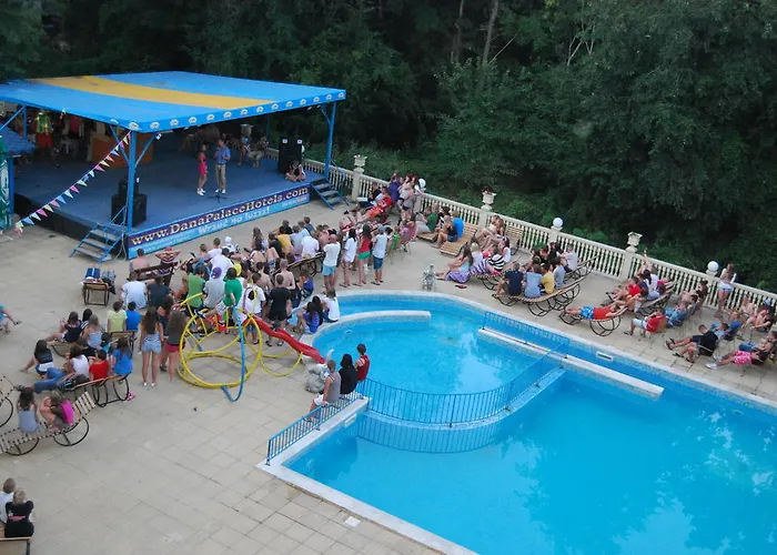 Dana Palace Готель